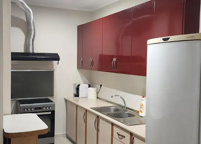 Glen's Rooftop Apartment Sarandë